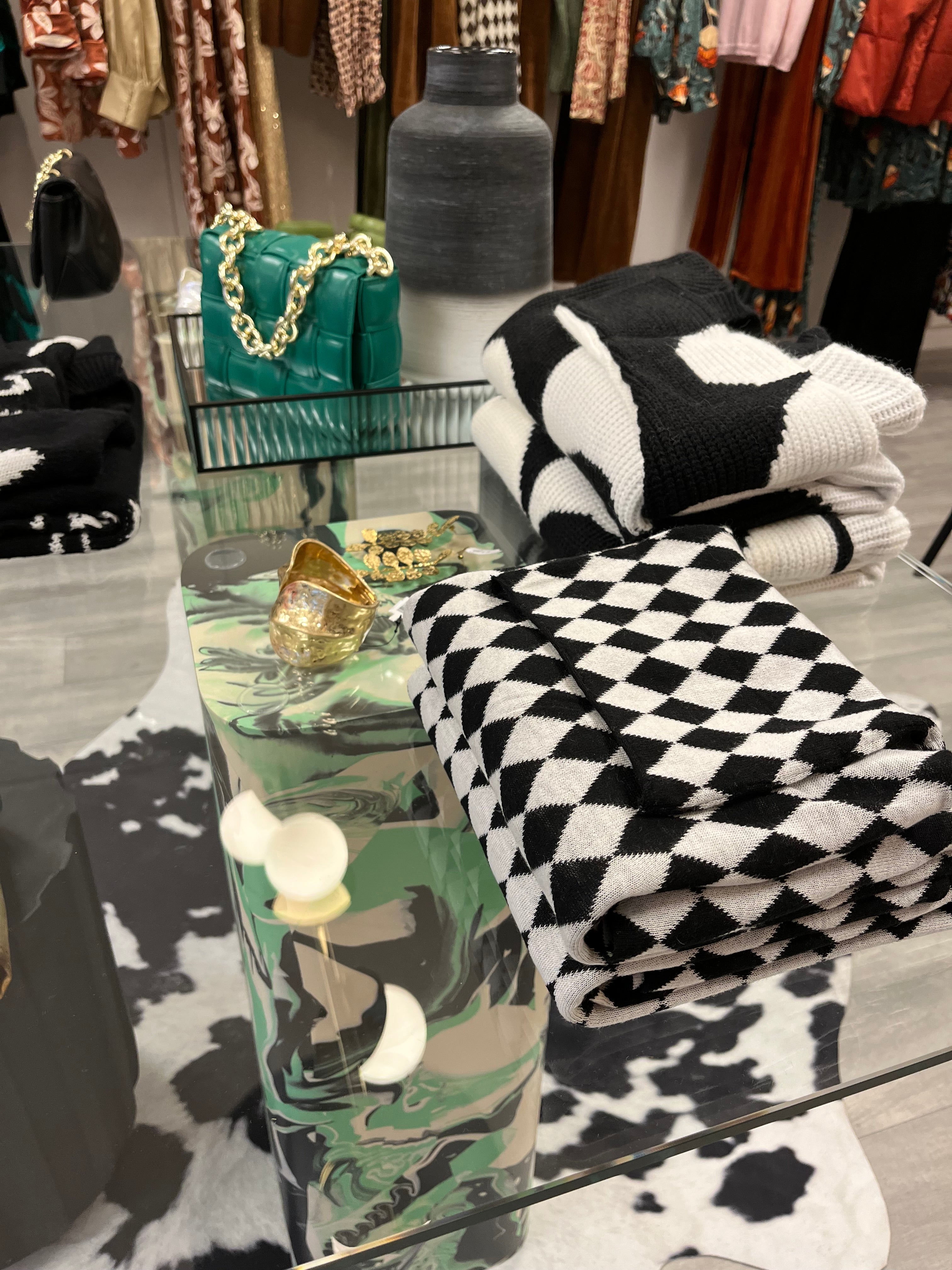 Retail interior design, womenswear, aggiev, Bungay