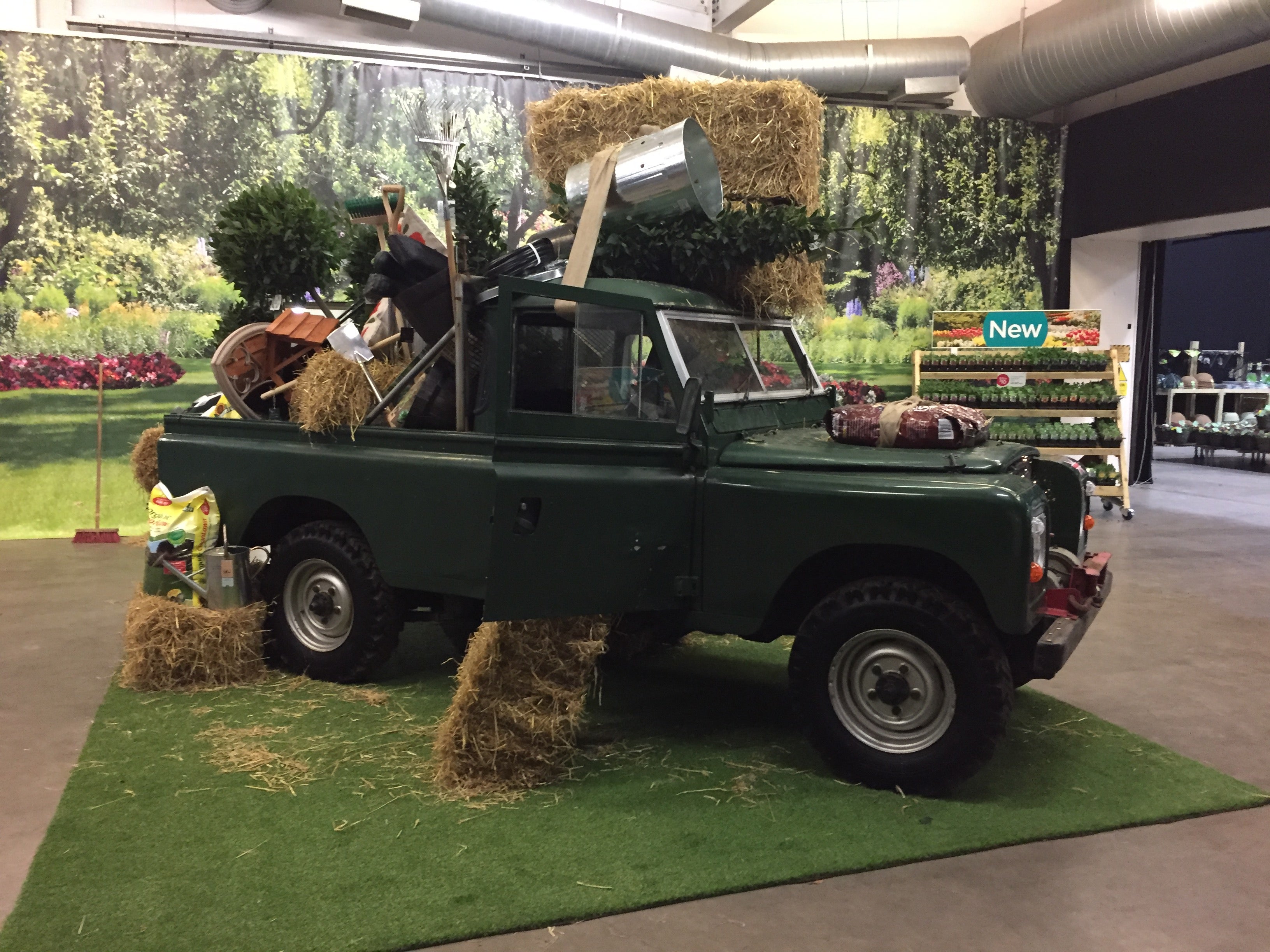Retail display, focal points, seasonal display, event display, product press launch, garden centre