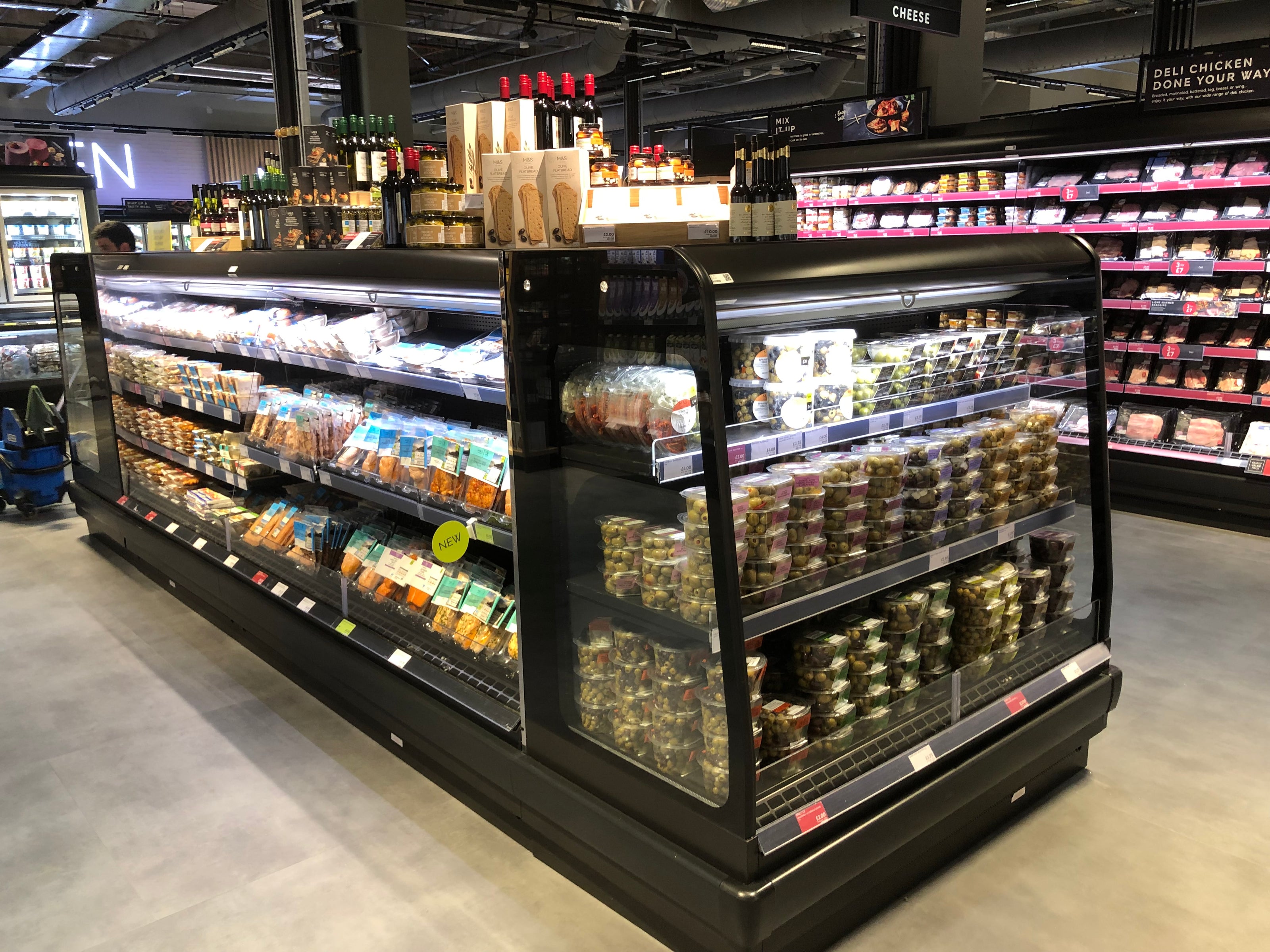 Retail display, food display, food visual merchandising, Marks & Spencer