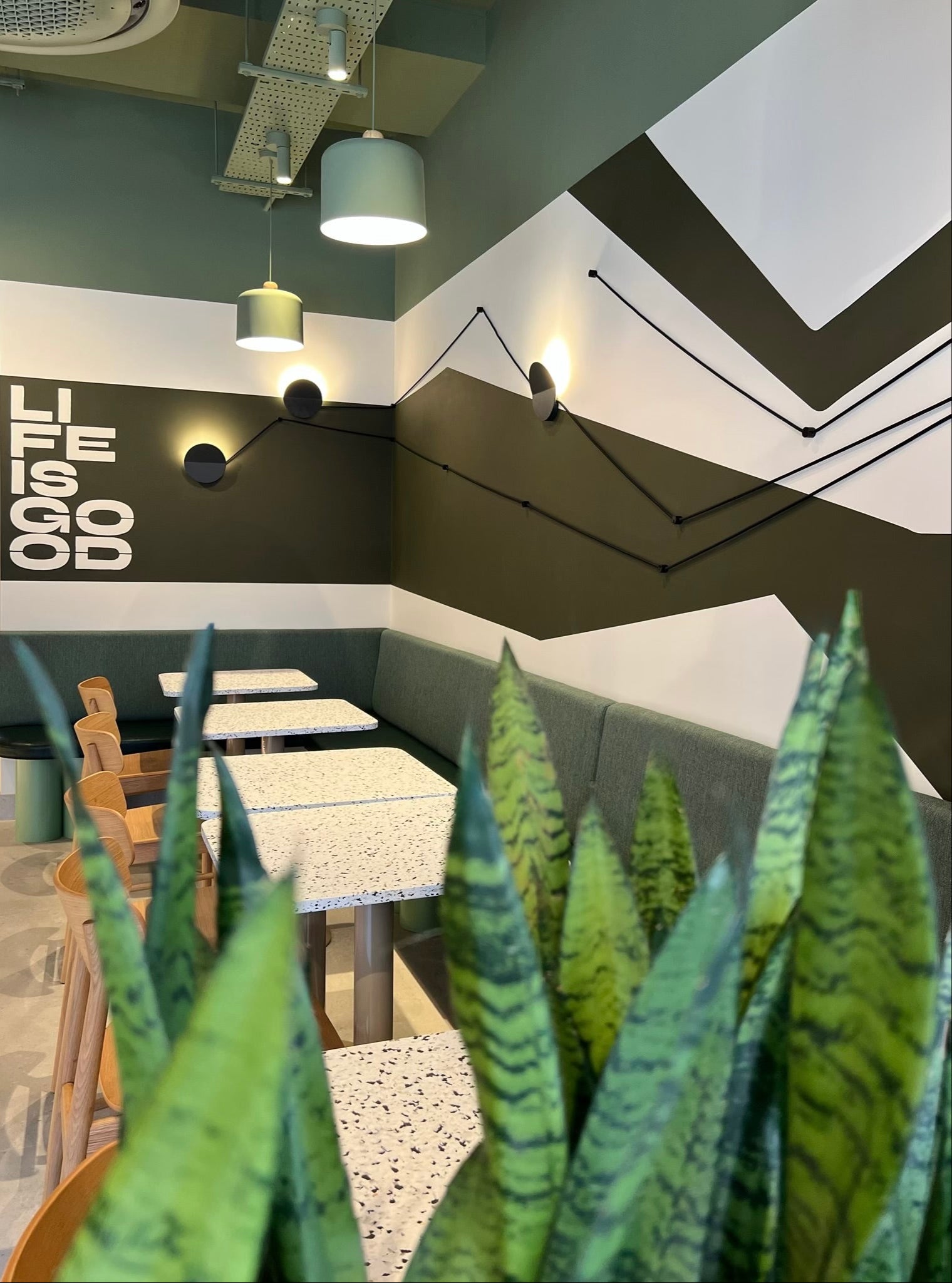 Juice Bros Haverhill, life is good mural