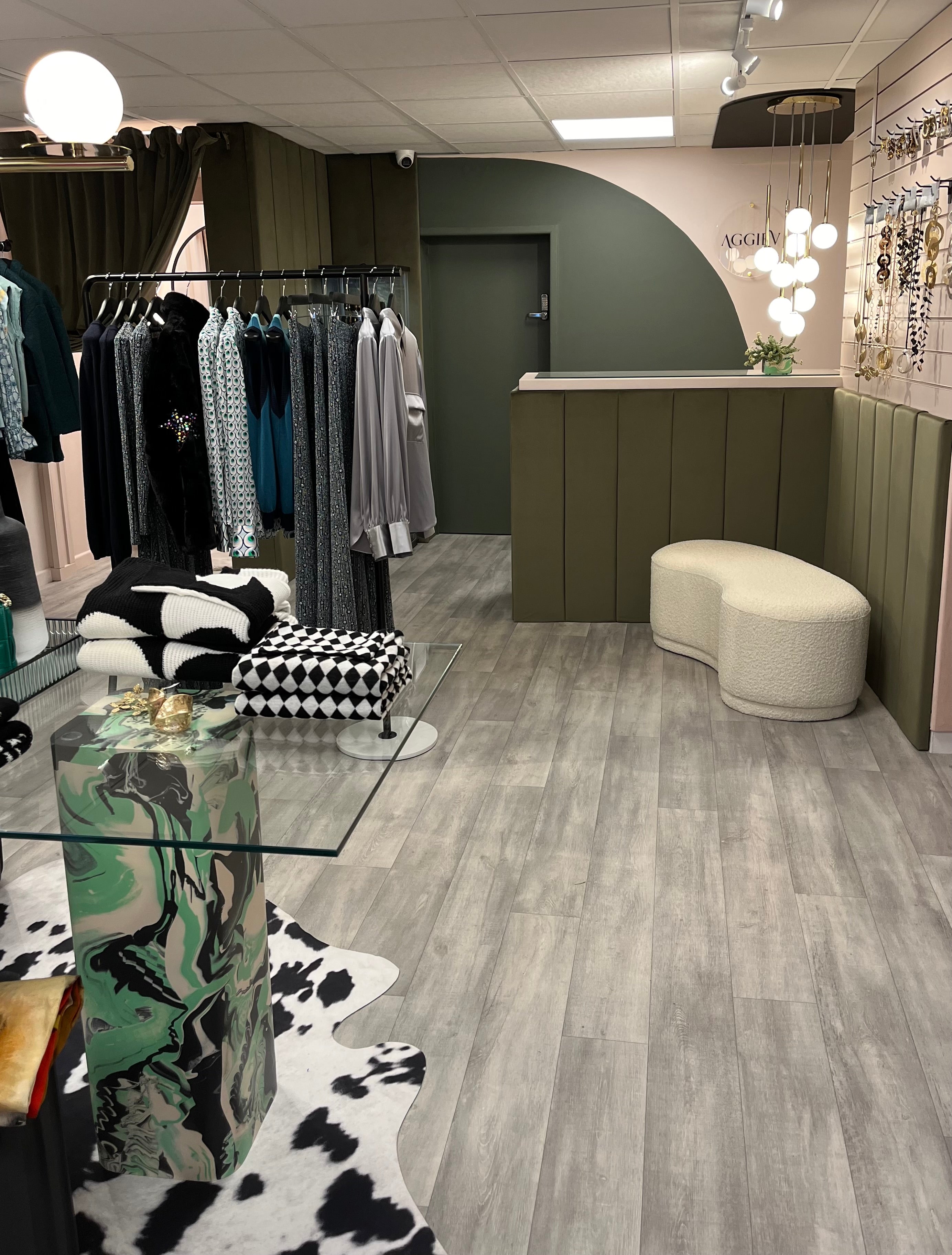 Retail interior design, womenswear, aggiev, Bungay