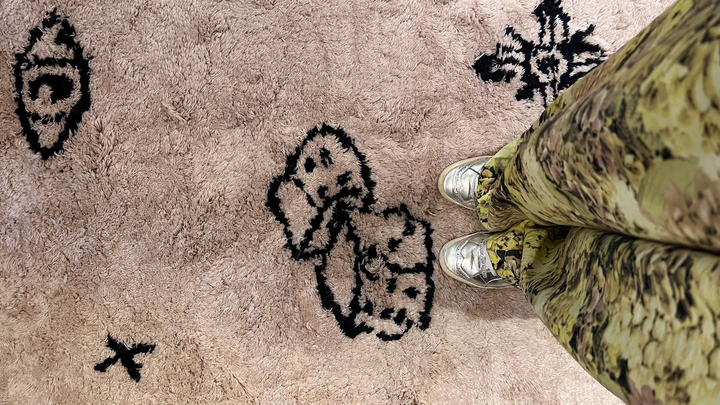 Nordic Knots tufted rug. Fashion store