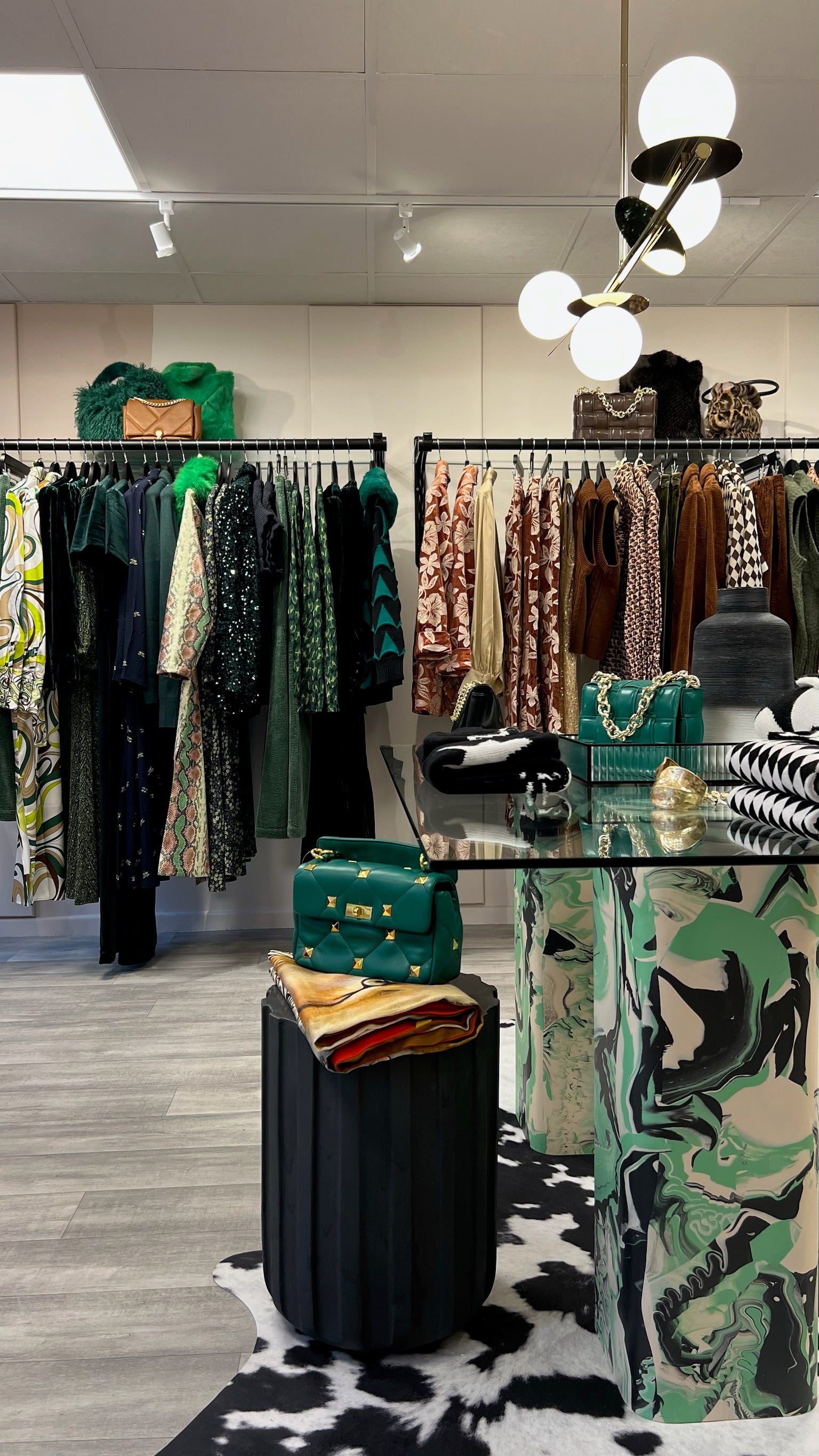 Customer space, retail design, women's fashion, bespoke furniture