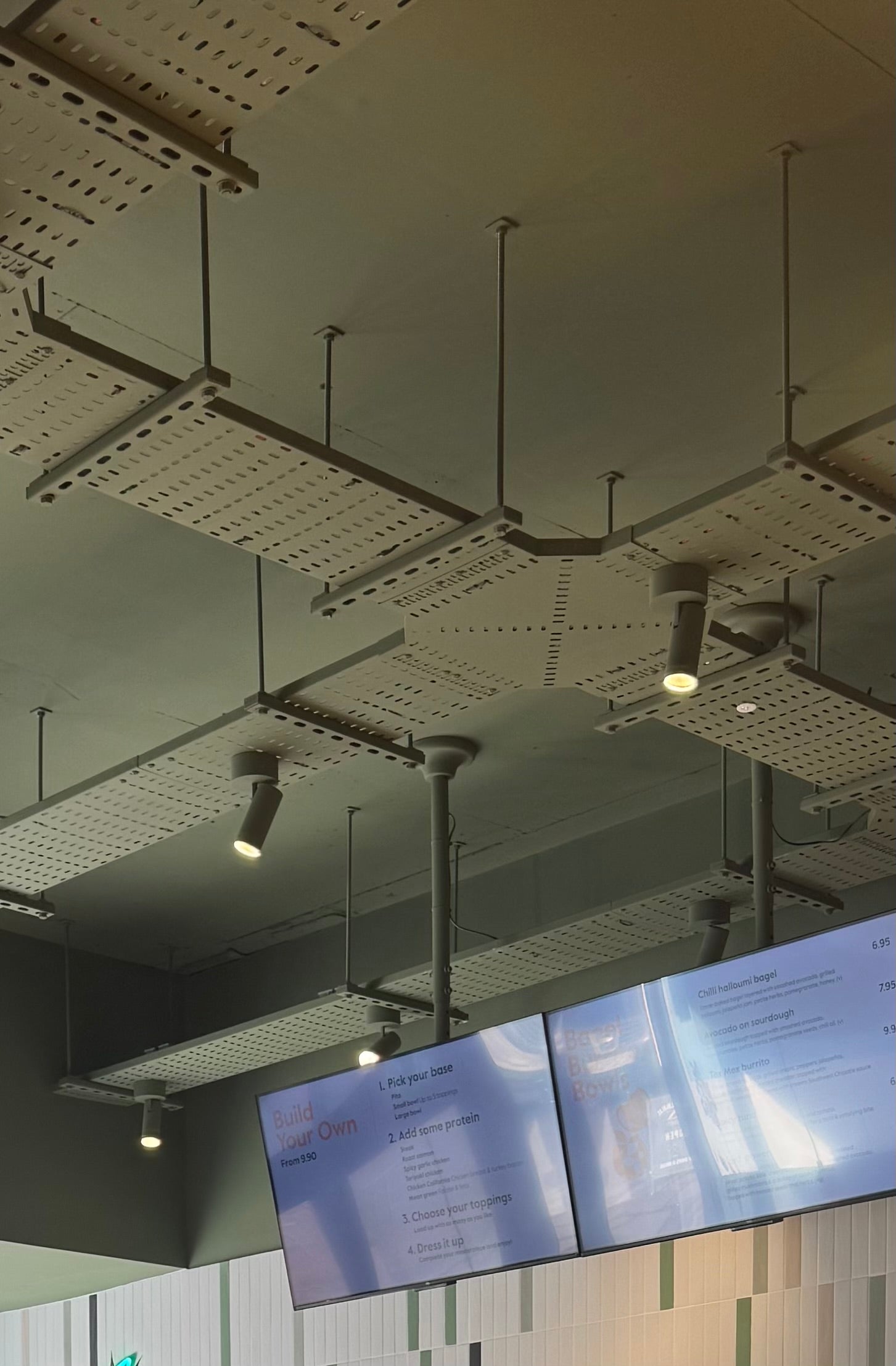 Juice Bros Haverhill, colour drenched ceiling