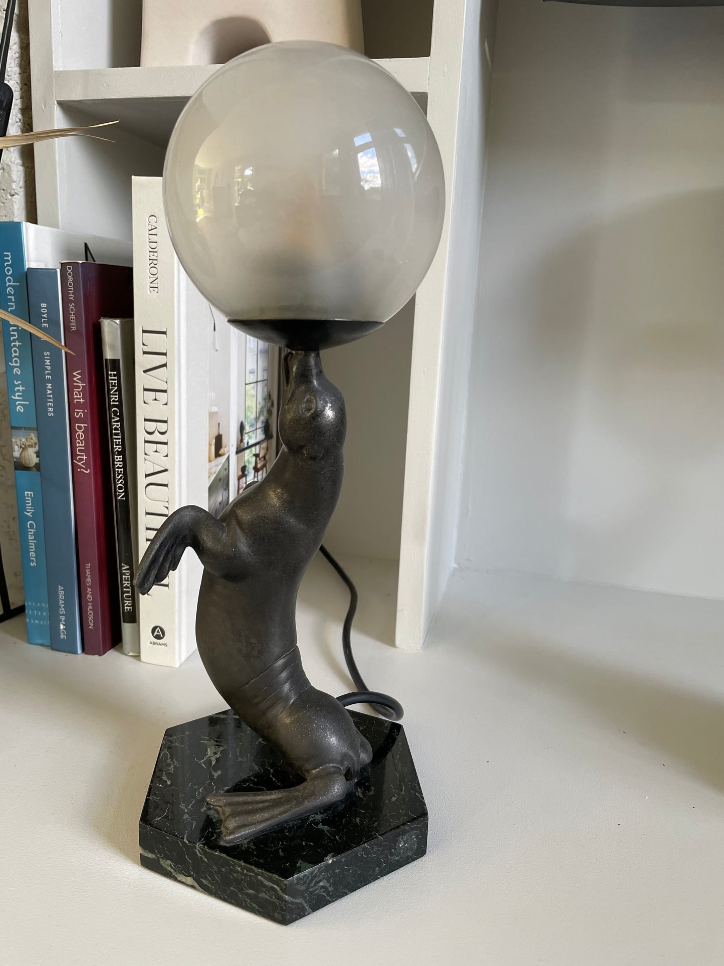 Art Deco Seal Lamp
